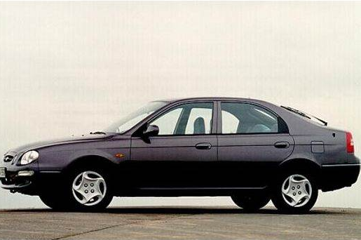 Kia Shuma