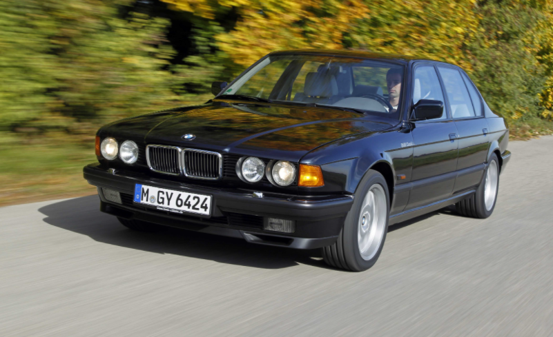 BMW E32